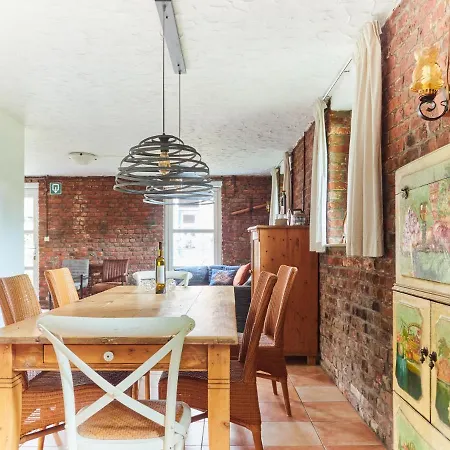 Mooiste Plek Heuvelland In Zuid-limburg-de Wijngaard Appartement