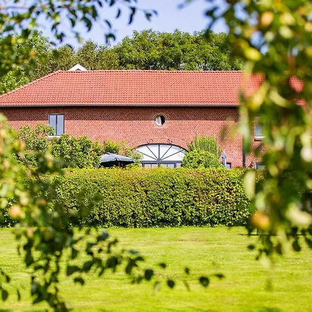 Ruim Sfeervol Naast Wijndomein In Vijlen, Zuid-limburg *