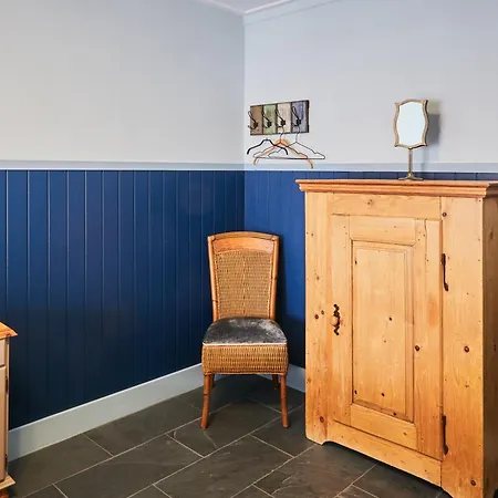 Ruim Sfeervol Naast Wijndomein In Vijlen, Zuid-limburg Appartement *