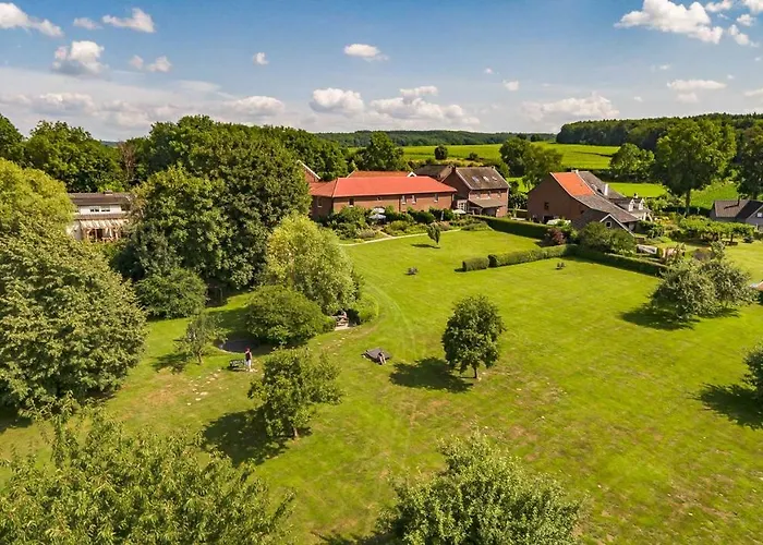 Mooiste Plek Heuvelland In Zuid-limburg-de Wijngaard דירה